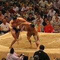 R9636 Nagoya - dohyo de sumo - Ishide sort Toyozakura