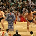 R9680 Nagoya - dohyo de sumo - Kotomitsuki vs Tamanoshima