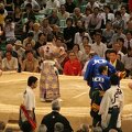 R9708 Nagoya - dohyo de sumo - Roho le russe vs Asashoryu