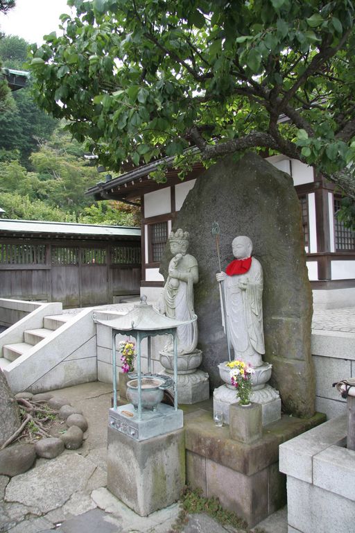 R9587_Kamakura_-_Entree_du_temple_Hasedera.JPG