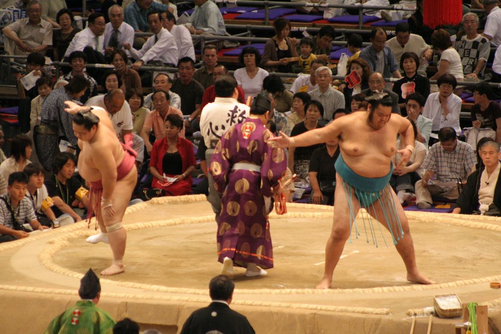 R9626 Nagoya - dohyo de sumo - Otsukasa vs Toki