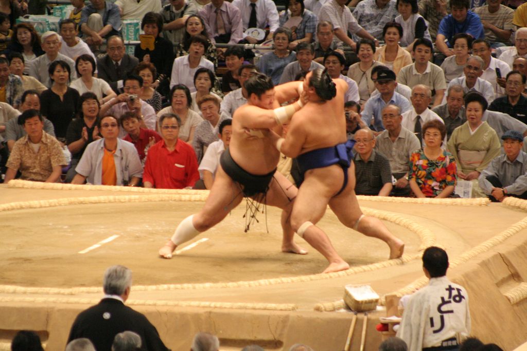R9683 Nagoya - dohyo de sumo - Kotomitsuki vs Tamanoshima