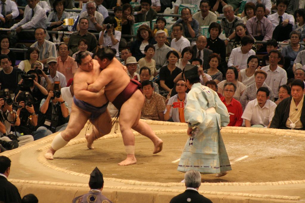 R9698 Nagoya - dohyo de sumo - Kaio vs Futeno