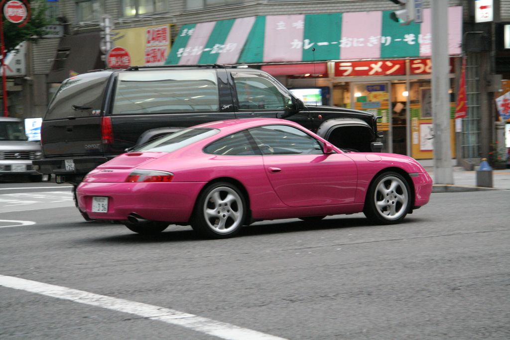 R9716 Nagoya - pink porsche