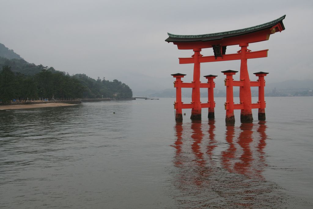 R9845 Miyajima - Torii du temple Itsukushima jinja