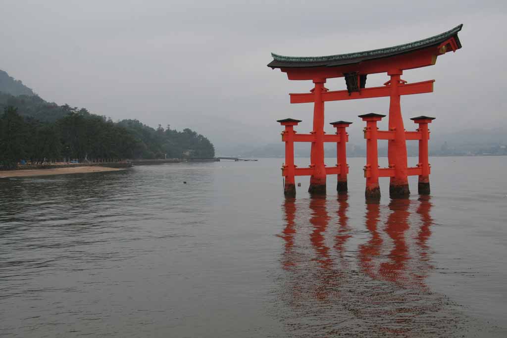 PM08 Miyajima - Tori du temple Itsukushima jinja