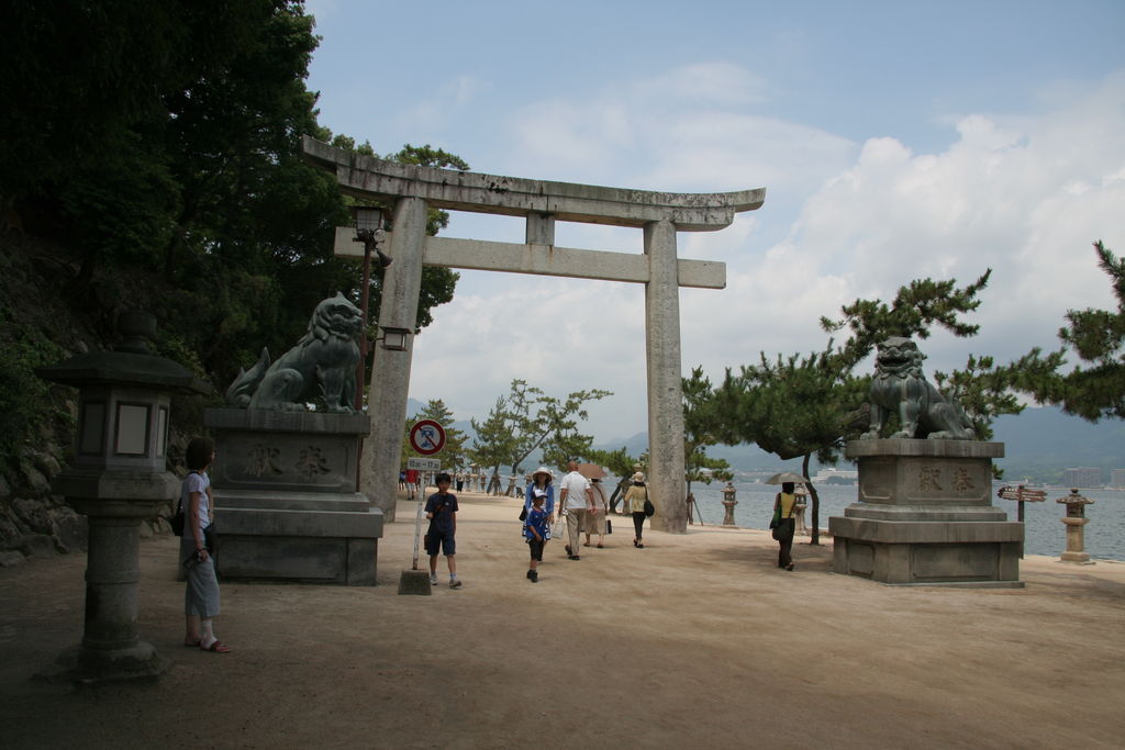 R0345 Miyajima - temple itsukushima
