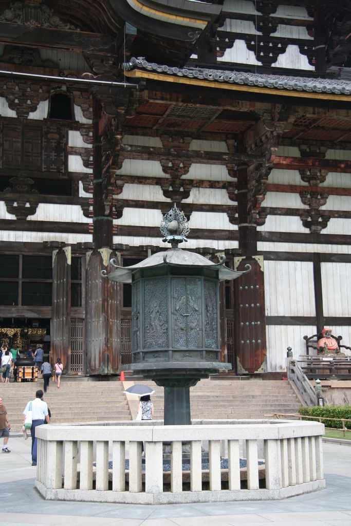 R0673 Nara - kohfuku-ji - encensoir