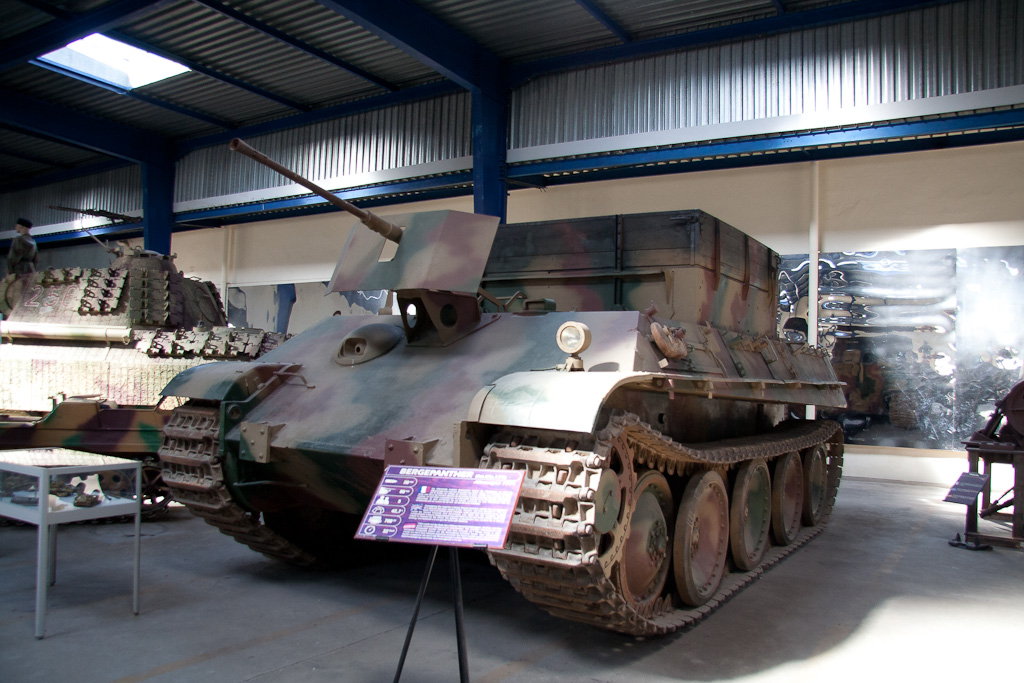 Salle Allemagne WW2 - Bergepanther